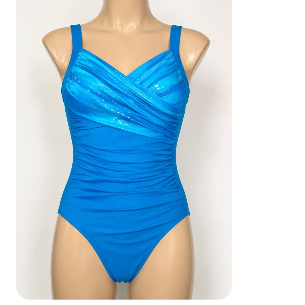 Miraclesuit Blue Ruched Shimmer One Piece
Swimsuit Women's Size 10